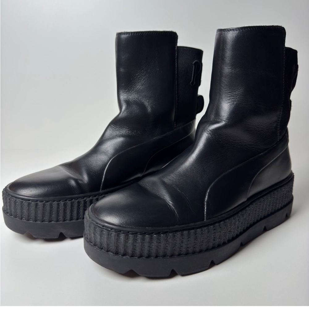 ***SOLD*Black leather Platform Ankle FENTY x Puma Rhianna Chelsea Sneaker Boots